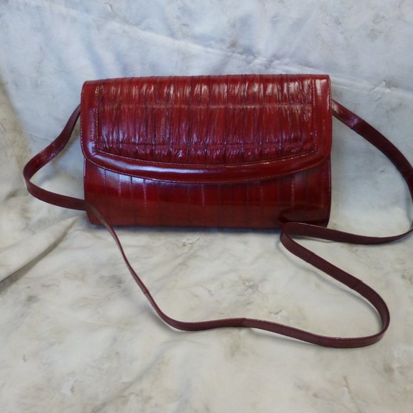 Vintage Cherry Red EEL Leather Clutch - Picture 2 of 5